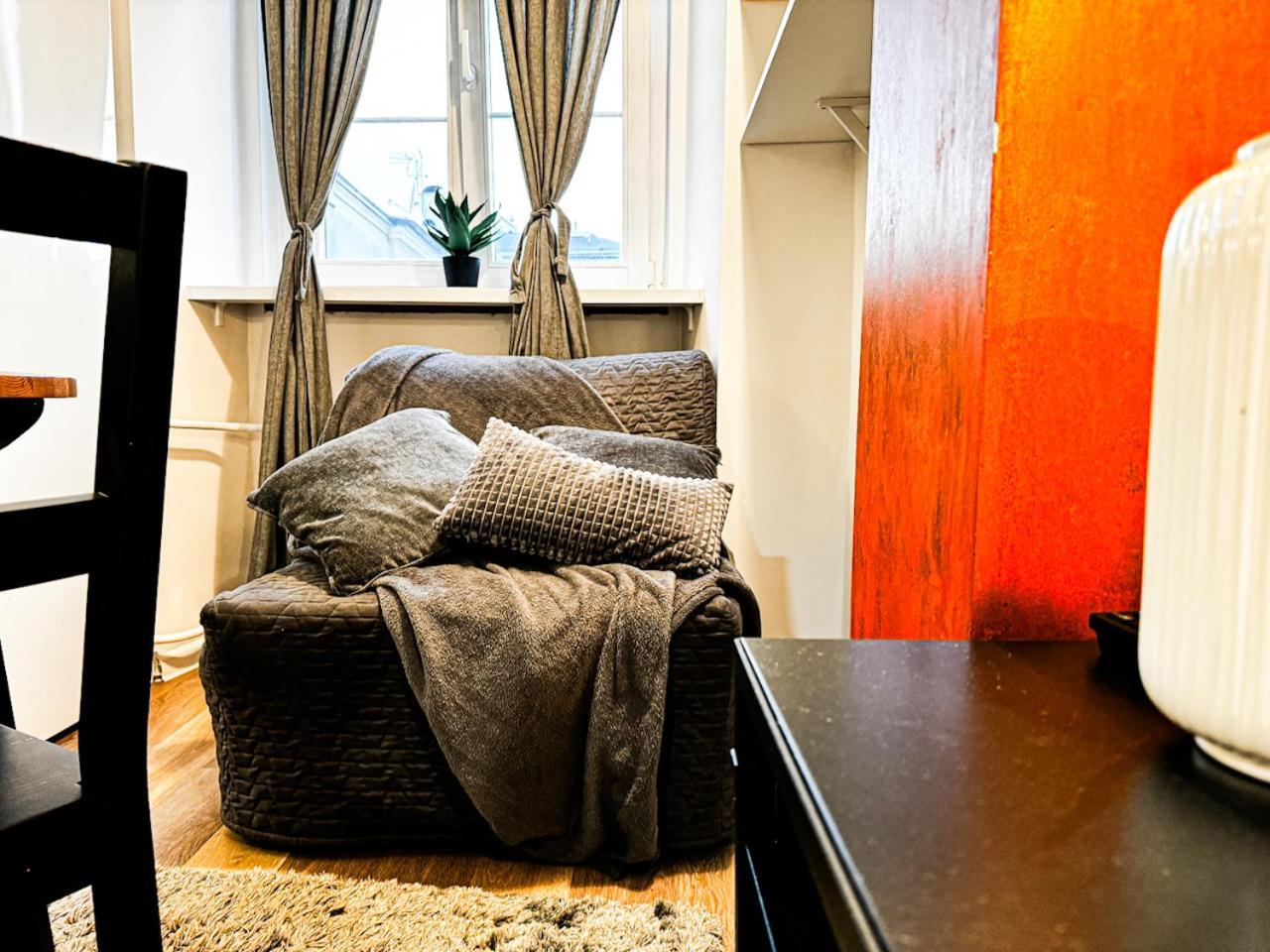 Apartment Walk 50m To Market Square & Rynek! Stylish 1br, Kitchen *
